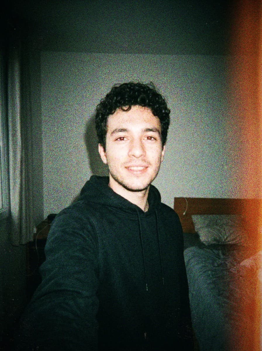 Même selfie en style Jetable